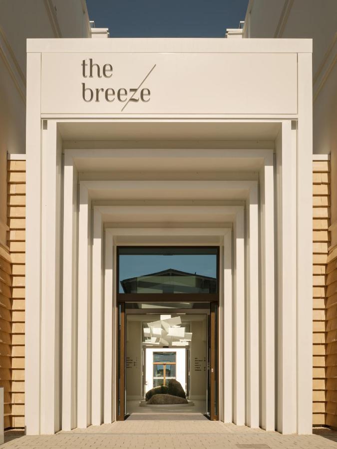 The Breeze Lejlighedshotel Heringsdorf  Eksteriør billede The entrance to the gallery